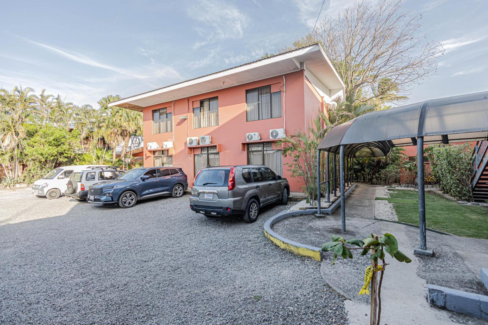 Hotel Cana Brava Inn Cañas Eksteriør bilde